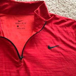 NIKE DRI- FIT half zip 🔥